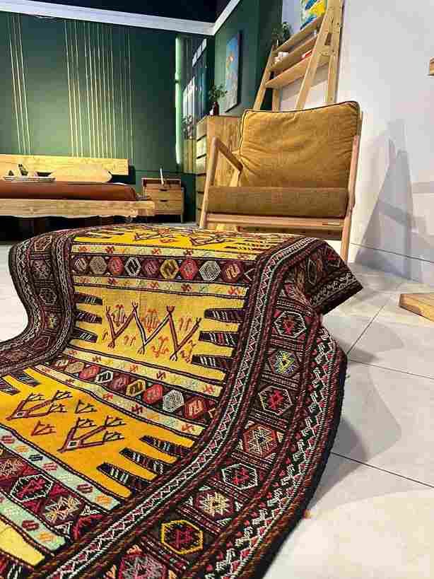 تصویر 3 از گلیم دستباف عشایری با رنگ بندی طبیعی